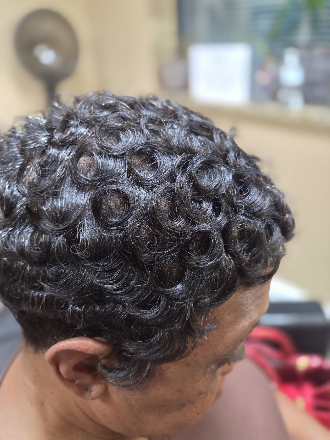 Sculpted short curls
